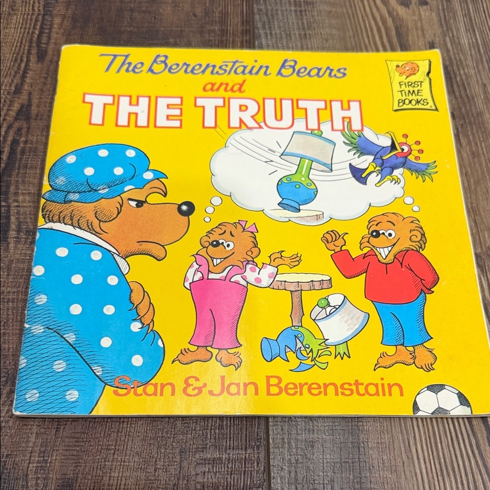 Vintage like new The Berenstain Bears The Truth' Book